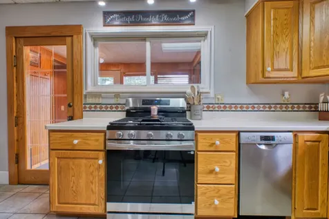 922 9TH Avenue Fulton IL 61252