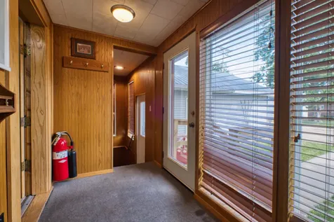 922 9TH Avenue Fulton IL 61252