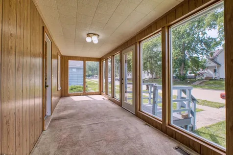 922 9TH Avenue Fulton IL 61252
