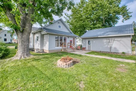 922 9TH Avenue Fulton IL 61252