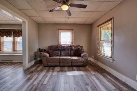 922 9TH Avenue Fulton IL 61252