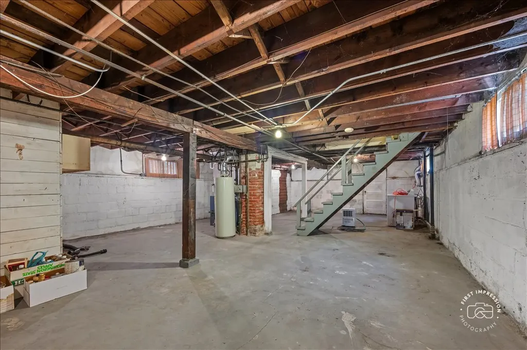 285 Forest Avenue Glen Ellyn IL 60137
