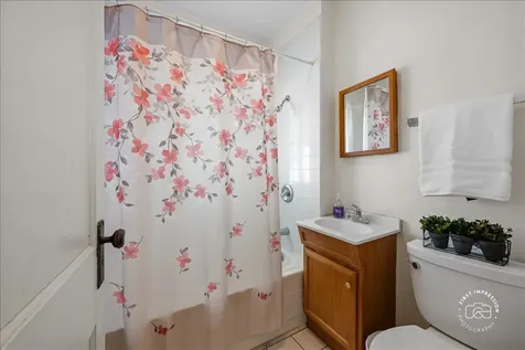 285 Forest Avenue Glen Ellyn IL 60137