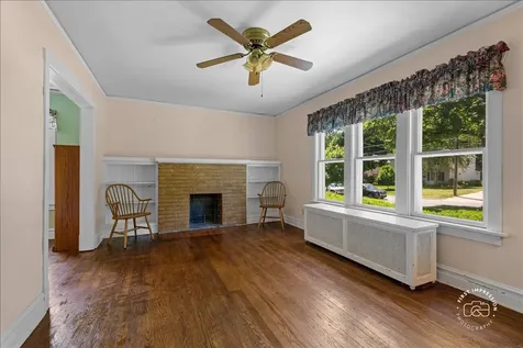 285 Forest Avenue Glen Ellyn IL 60137