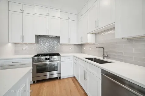 4819 North Ashland Avenue Chicago IL 60640