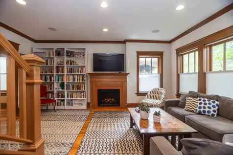 4519 North Sacramento Avenue Chicago IL 60625