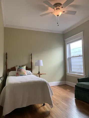 4519 North Sacramento Avenue Chicago IL 60625