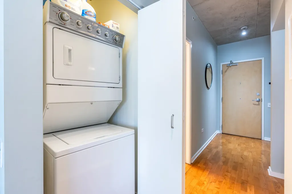 659 West Randolph Street Chicago IL 60661