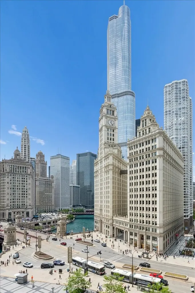 435 North Michigan Avenue Chicago IL 60611