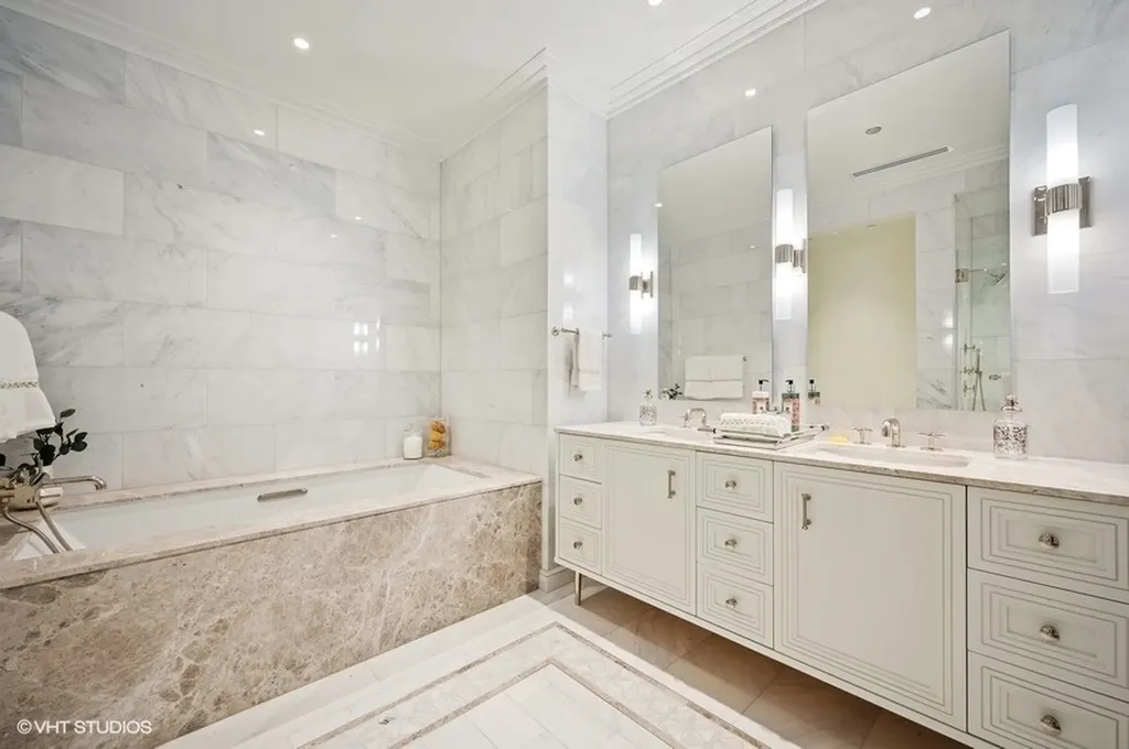 435 North Michigan Avenue Chicago IL 60611