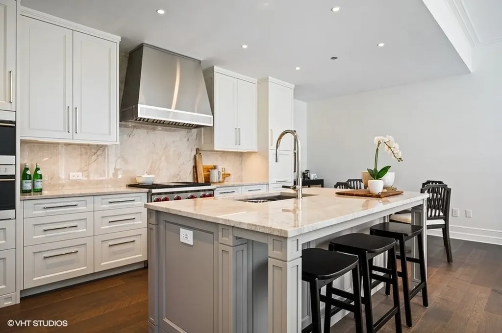 435 North Michigan Avenue Chicago IL 60611