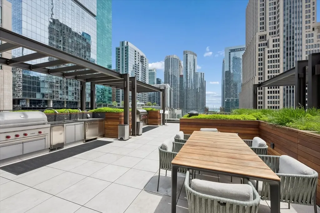 435 North Michigan Avenue Chicago IL 60611
