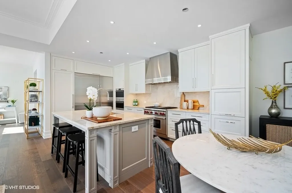435 North Michigan Avenue Chicago IL 60611