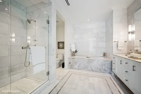 435 North Michigan Avenue Chicago IL 60611