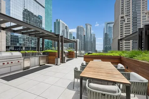 435 North Michigan Avenue Chicago IL 60611