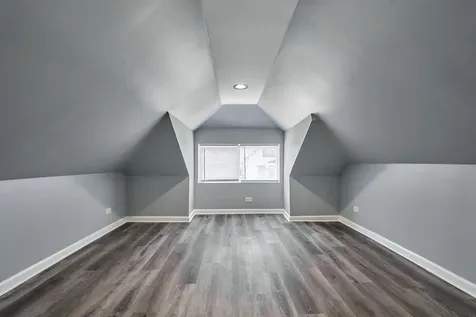 1452 West 71st Street Chicago IL 60636