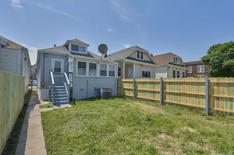 1452 West 71st Street Chicago IL 60636