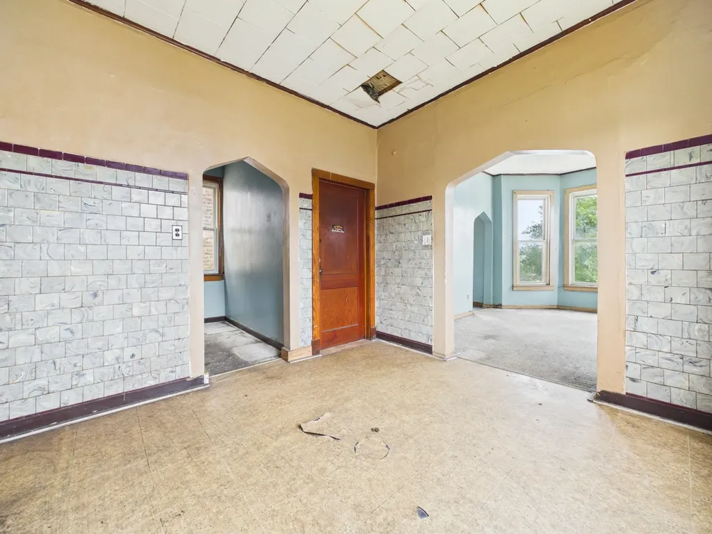 4734 South Racine Avenue Chicago IL 60609