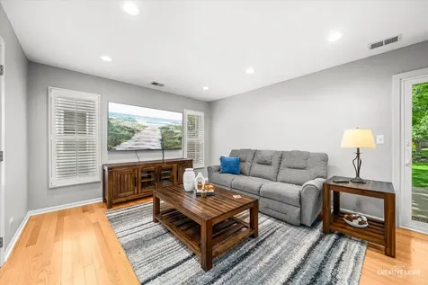 5S652 Hummingbird Lane Naperville IL 60540