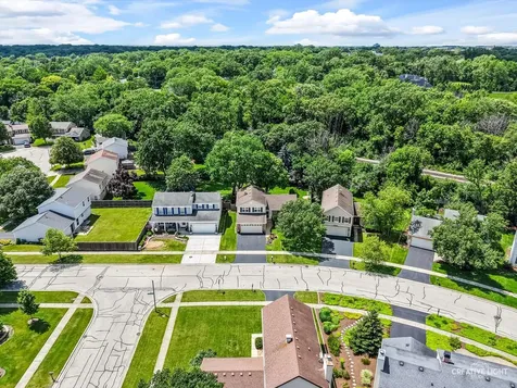 5S652 Hummingbird Lane Naperville IL 60540