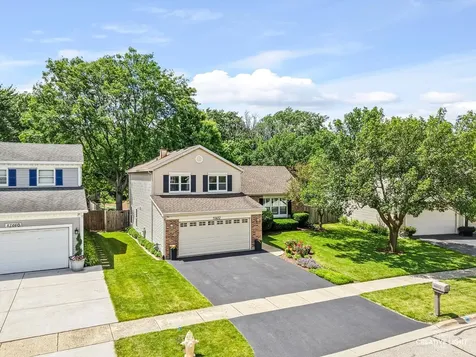 5S652 Hummingbird Lane Naperville IL 60540