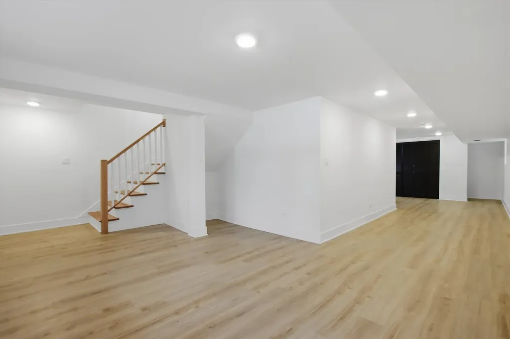 11436 South Yale Avenue Chicago IL 60628