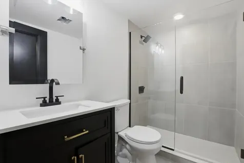 11436 South Yale Avenue Chicago IL 60628