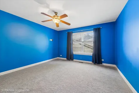 2401 Stonybrook Street Wauconda IL 60084