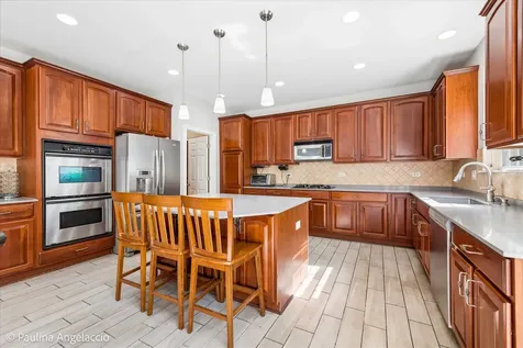 2401 Stonybrook Street Wauconda IL 60084