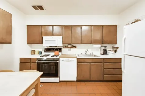 5508 South Kenwood Avenue Chicago IL 60637