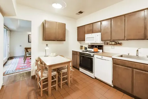 5508 South Kenwood Avenue Chicago IL 60637