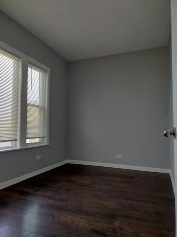2525 East 72nd Place Chicago IL 60649