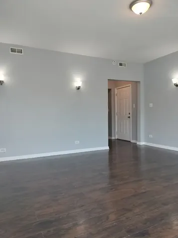 2525 East 72nd Place Chicago IL 60649