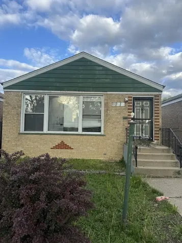 4541 South Leclaire Avenue Chicago IL 60638