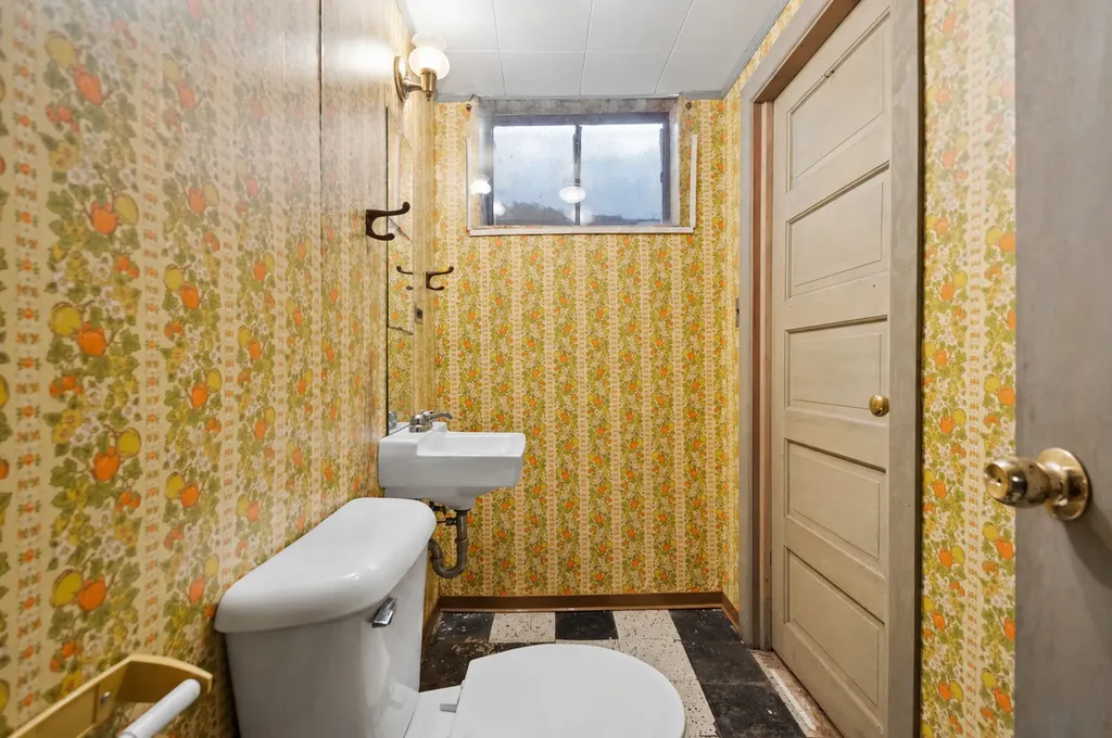 6964 North Tonty Avenue Chicago IL 60646