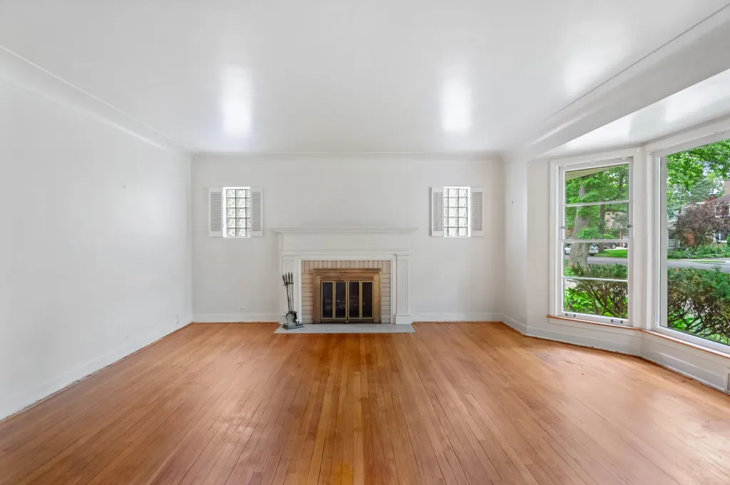 6964 North Tonty Avenue Chicago IL 60646