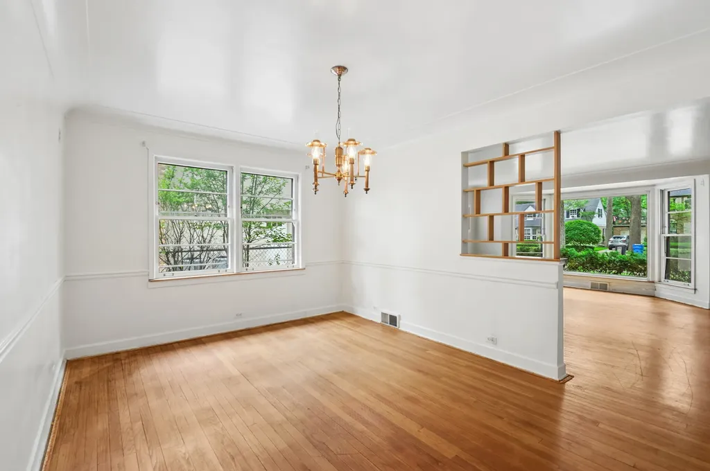 6964 North Tonty Avenue Chicago IL 60646