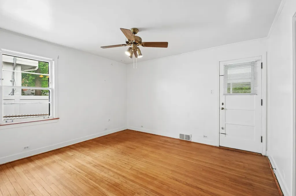 6964 North Tonty Avenue Chicago IL 60646