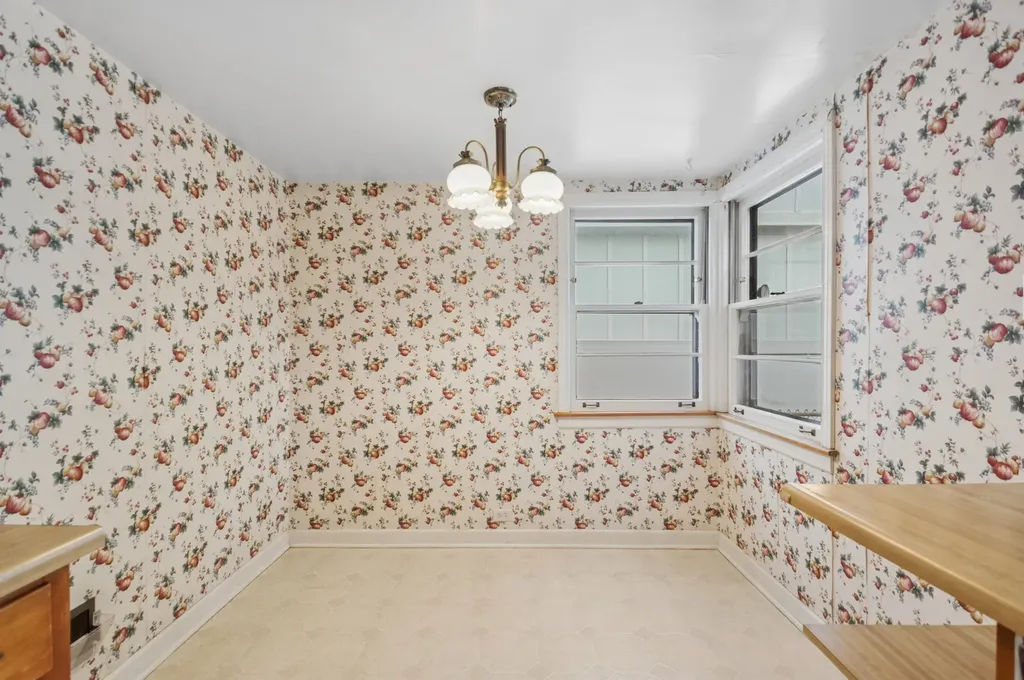 6964 North Tonty Avenue Chicago IL 60646