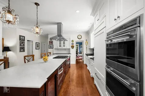 501 Wedgewood Court Hinsdale IL 60521