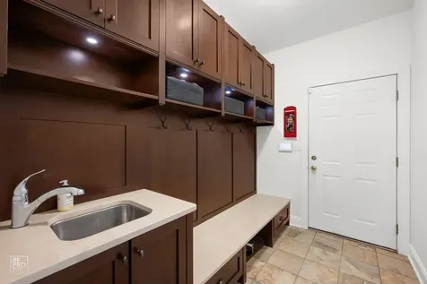 501 Wedgewood Court Hinsdale IL 60521