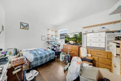 223 30TH Avenue Bellwood IL 60104