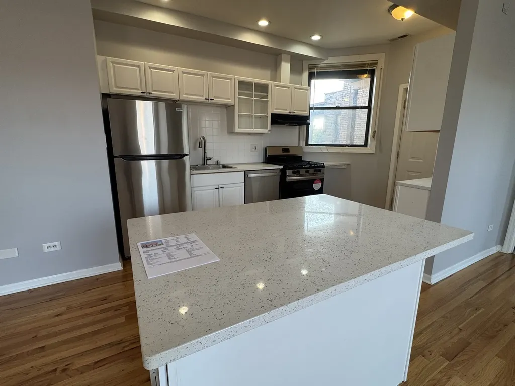 5900 South King Drive Chicago IL 60637