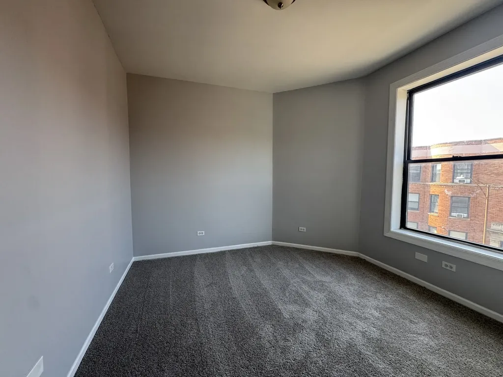 5900 South King Drive Chicago IL 60637