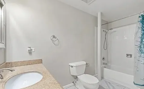3151 North Lincoln Avenue Chicago IL 60657