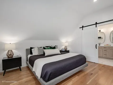 2516 North Campbell Avenue Chicago IL 60647