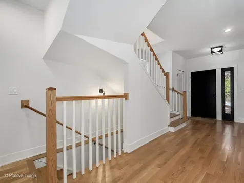 2516 North Campbell Avenue Chicago IL 60647