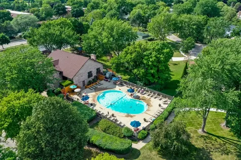 710 Saint Andrews Lane Crystal Lake IL 60014