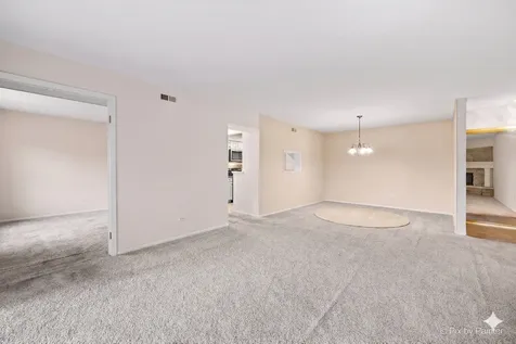 710 Saint Andrews Lane Crystal Lake IL 60014