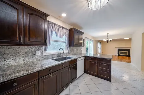 339 Windsor Drive Bartlett IL 60103